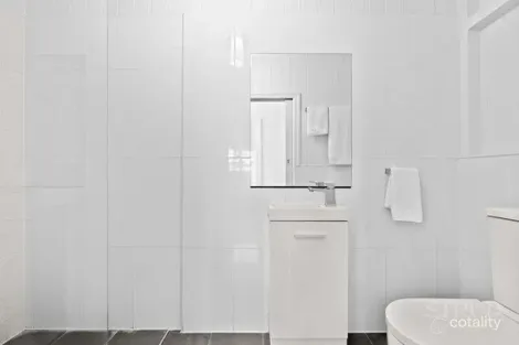 Property photo of 1 Stuart Street Eastern Heights QLD 4305