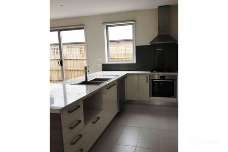 Property photo of 2/5 Kent Street Mornington VIC 3931