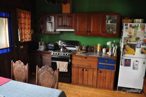 Property photo of 28 Caledonian Crescent Wonthaggi VIC 3995