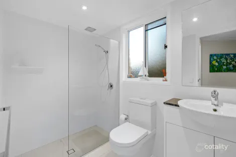 Property photo of 15 Mooloolah Drive Minyama QLD 4575