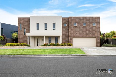 31 Pethajohn Pde, Grovedale, VIC 3216