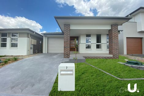 7 Cavalo Way, Box Hill, NSW 2765