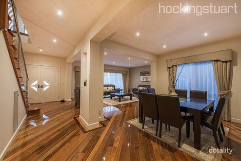 Property photo of 92 Robinswood Parade Narre Warren South VIC 3805