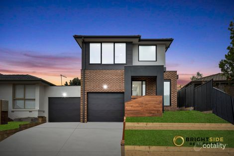 Property photo of 1 Shara Court Narre Warren VIC 3805