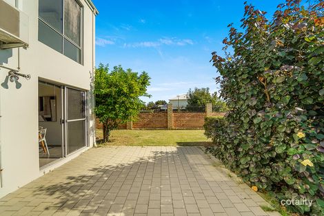 Property photo of 32 Prospector Loop Bassendean WA 6054