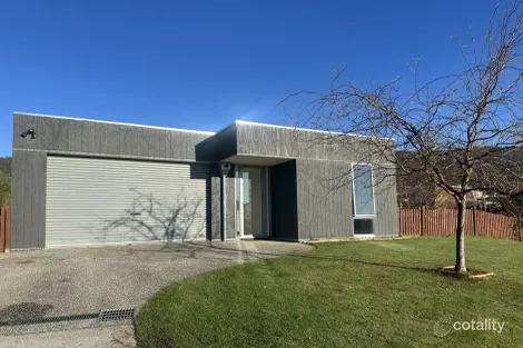 7 Open Dr, Snug, TAS 7054