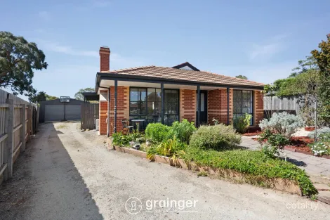 Property photo of 11 Bysouth Court Pakenham VIC 3810