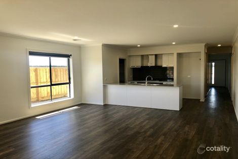 Property photo of 73 Heathwood Way Ocean Grove VIC 3226