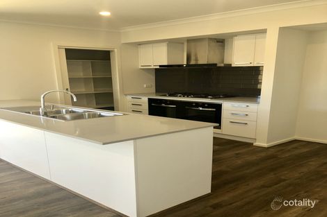 Property photo of 73 Heathwood Way Ocean Grove VIC 3226