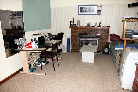 Property photo of 23 Rosenthal Crescent Reservoir VIC 3073