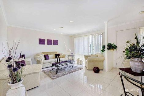 Property photo of 1 Alberton Avenue Roxburgh Park VIC 3064