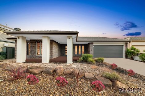 Property photo of 33 Hummingbird Boulevard Tarneit VIC 3029