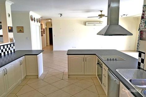 Property photo of 23 Graham Court Hatton Vale QLD 4341
