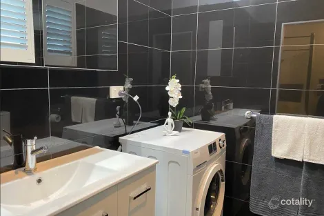 Property photo of 4/32 Esplanade Christies Beach SA 5165