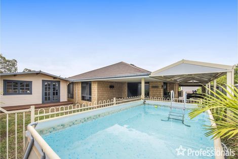 Property photo of 2 Howitzer Turn Byford WA 6122