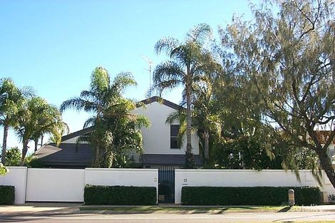 76 Noosa Pde, Noosa Heads, QLD 4567