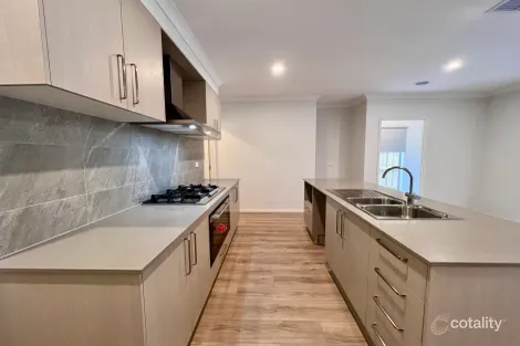 Property photo of 7 Octagonal Street Bonnie Brook VIC 3335