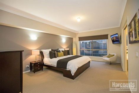 Property photo of 13 Grassland Crescent Officer VIC 3809