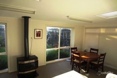 Property photo of 19 Downs Road Seaford VIC 3198