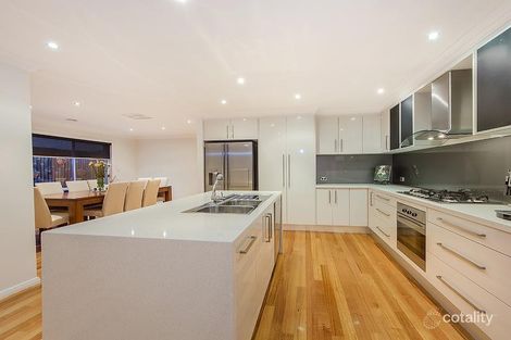 Property photo of 5 Gumleaf Court Cairnlea VIC 3023