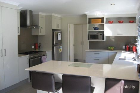 147 Fraser Rd, Beerwah, QLD 4519