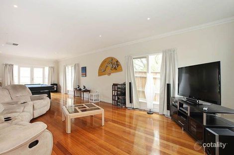 Property photo of 2/4 Hirst Street Blackburn VIC 3130