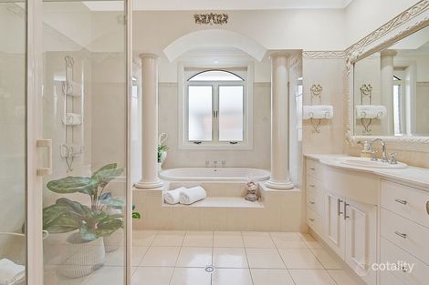 Property photo of 21 Merrinee Place Hillvue NSW 2340