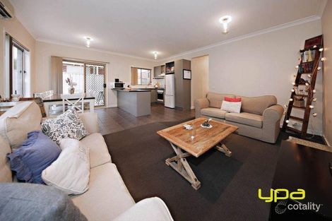 Property photo of 18 Dunstall Gardens Caroline Springs VIC 3023