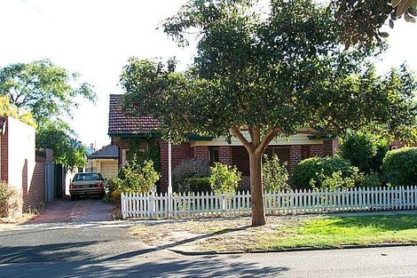 37 Gloucester St, Victoria Park, WA 6100