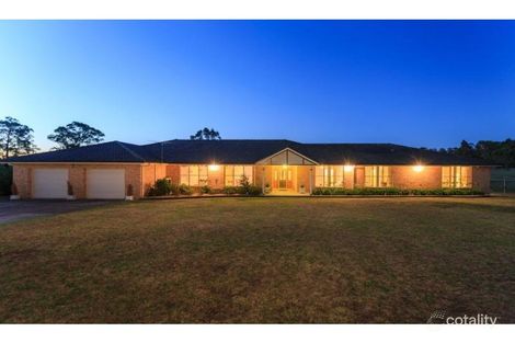 7 Jacaranda Gr, Elrington, NSW 2325