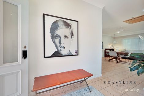 Property photo of 5 Woodglen Close Bargara QLD 4670