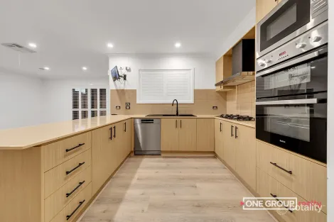 Property photo of 63 Allumba Way Wollert VIC 3750