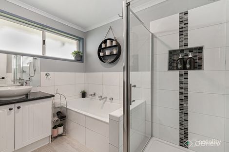 Property photo of 8 Jacana Drive Carrum Downs VIC 3201