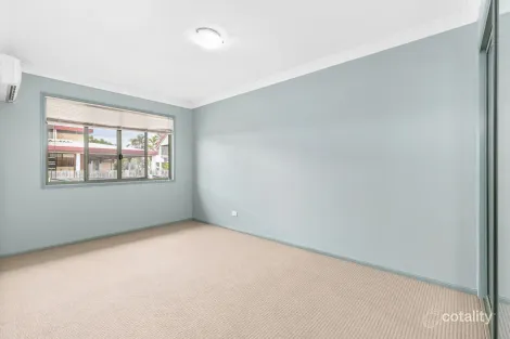 Property photo of 64 Crinum Crescent Emerald QLD 4720