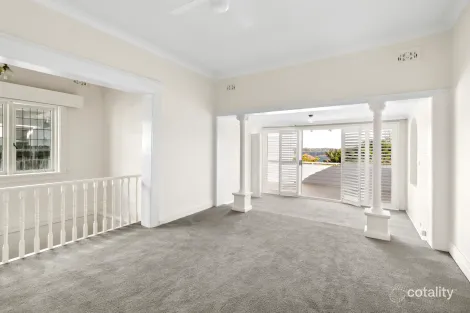 Property photo of 9 Clifford Avenue Fairlight NSW 2094