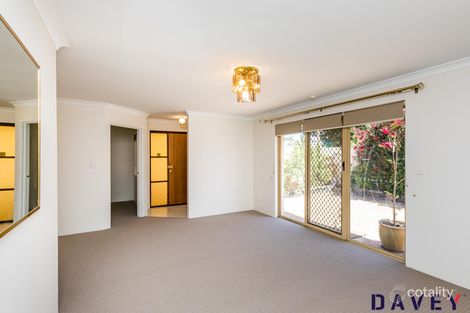 Property photo of 2 Auborough Street Doubleview WA 6018