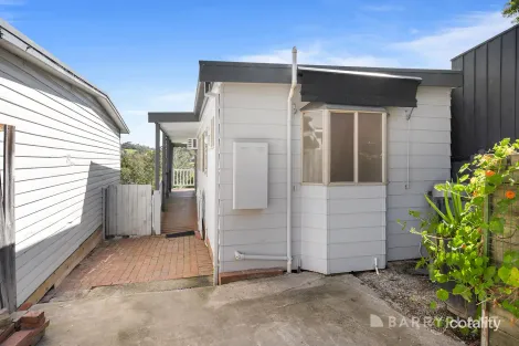 19a Commercial Rd, Mount Evelyn, VIC 3796