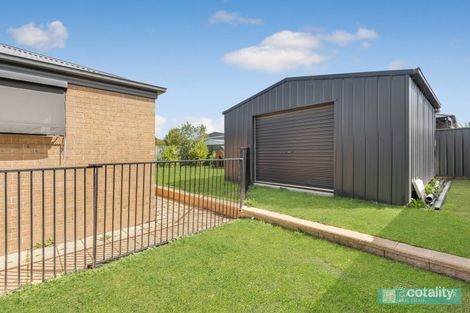 Property photo of 37 Greenfield Drive Epsom VIC 3551
