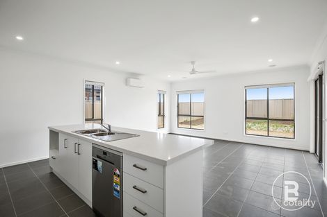 Property photo of 27 Wedge Tail Drive Winter Valley VIC 3358
