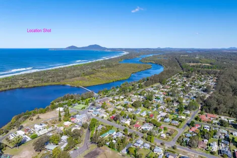 Property photo of 6 Sixth Avenue Stuarts Point NSW 2441