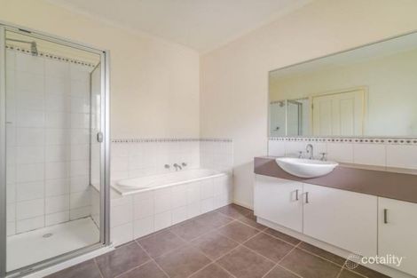 Property photo of 2/65A Maidstone Street Ringwood VIC 3134
