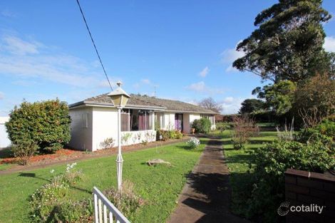 17 Farmers Rd, Dumbalk, VIC 3956