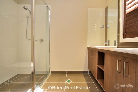 Property photo of 5 Prospect Way Officer VIC 3809