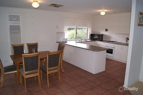 Property photo of 16 Thiele Crescent Evanston Park SA 5116