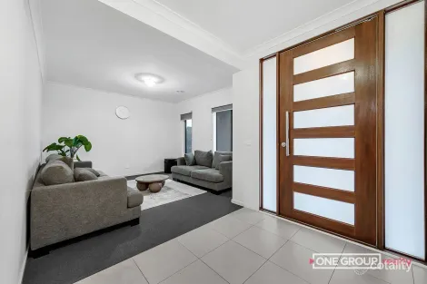 Property photo of 6 Directions Drive Greenvale VIC 3059