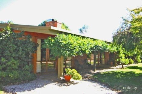 6876 Great Alpine Rd, Porepunkah, VIC 3740