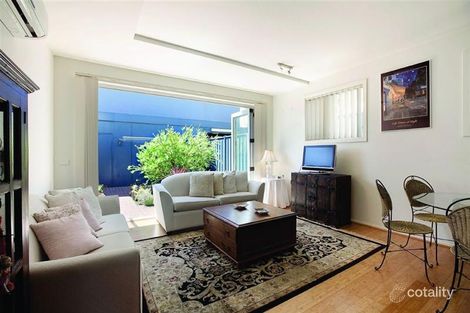 Property photo of 2/129 Albert Street Brunswick VIC 3056