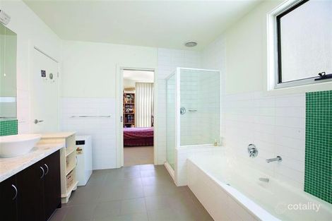 Property photo of 2/129 Albert Street Brunswick VIC 3056