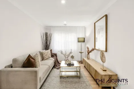 Property photo of 13 Wickford Road Tarneit VIC 3029