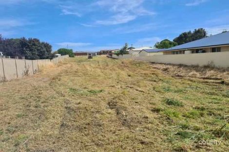 Property photo of 8 Scholey Street Sinclair WA 6450